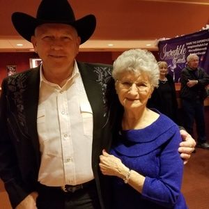 Meet your Posher, Roy